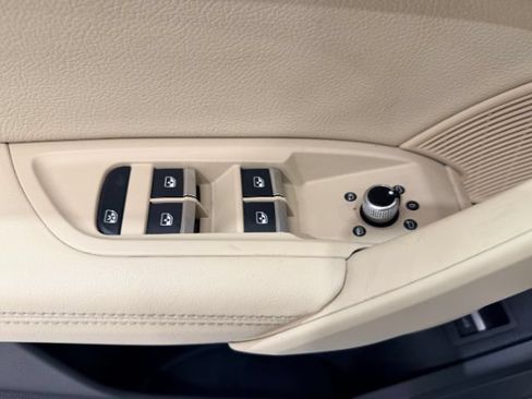 Used 2018 Audi Q5 Prestige AWD/4WD image 16