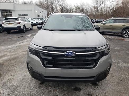 New 2025 Subaru Forester Touring image 9