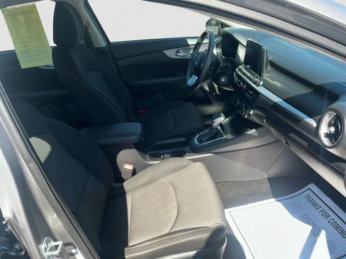 Used 2024 Kia Forte LXS FWD image 15