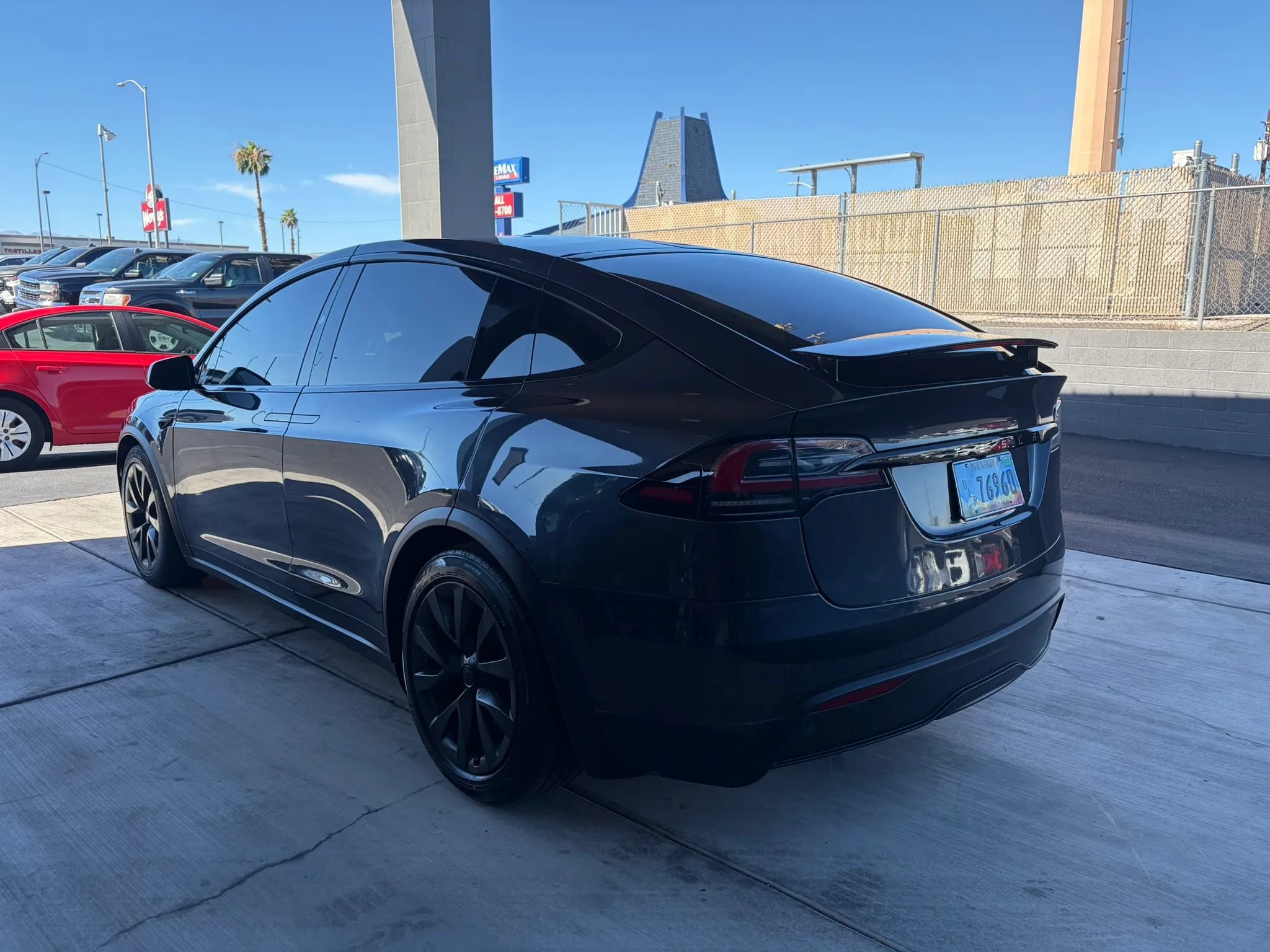 Used 2024 Tesla Model X AWD/4WD image 6