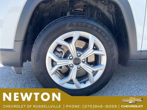 Used 2025 Jeep Compass Latitude AWD/4WD image 53