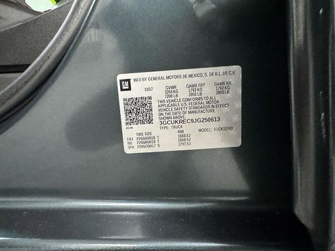 Used 2018 Chevrolet Silverado 1500 LT w/ All Star Edition image 27