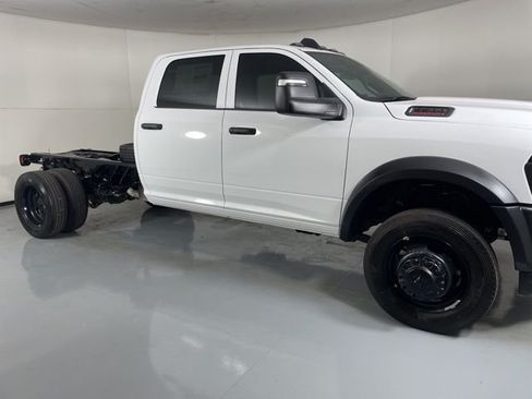 New 2025 RAM 5500 Tradesman RWD image 9
