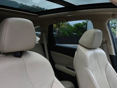 Used 2022 Acura RDX FWD w/ Technology Package image 12