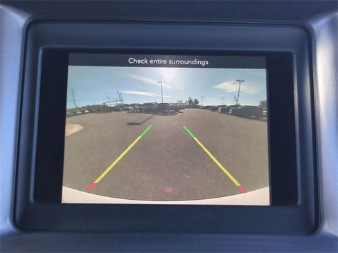 Used 2019 Dodge Charger SXT image 19