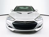 Used 2015 Hyundai Genesis 3.8 image 2