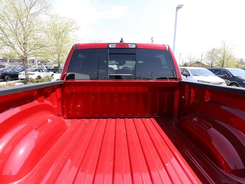 New 2026 RAM 1500 Express AWD/4WD image 7