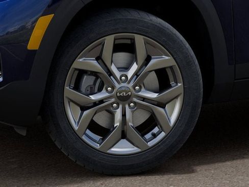 New 2026 Kia Seltos LX image 9