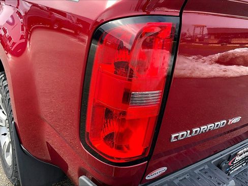 Used 2018 Chevrolet Colorado Z71 image 31