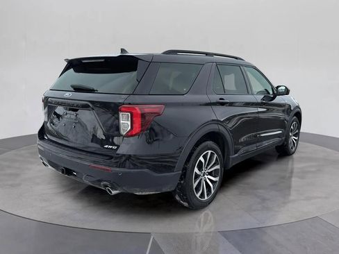 Used 2023 Ford Explorer ST-Line w/ Class IV Trailer Tow Package image 6