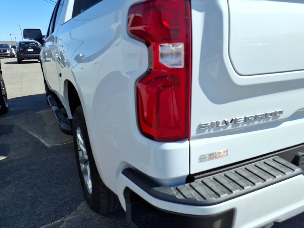 Used 2024 Chevrolet Silverado 1500 RST w/ Convenience Package II AWD/4WD image 19