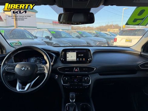 Used 2019 Hyundai Santa Fe AWD image 13