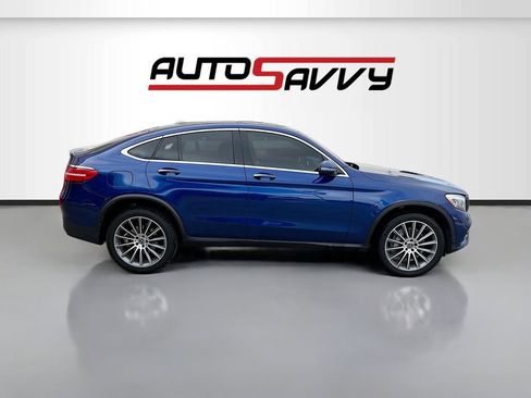 Used 2019 Mercedes-Benz GLC 300 4MATIC Coupe image 8