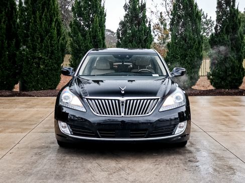 Used 2014 Hyundai Equus Signature image 3