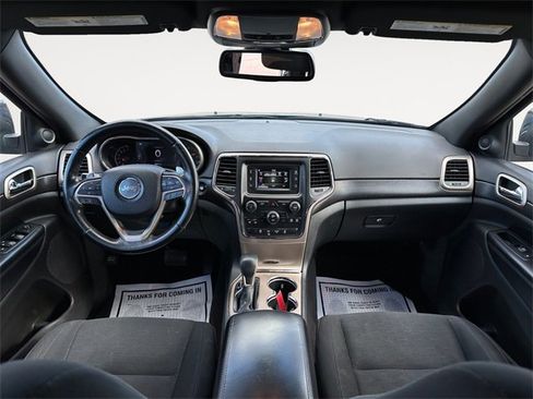 Used 2016 Jeep Grand Cherokee Laredo w/ Quick Order Package 23E image 10