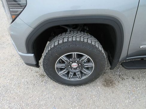 New 2026 GMC Sierra 1500 AT4 w/ AT4 Premium Package AWD/4WD image 14