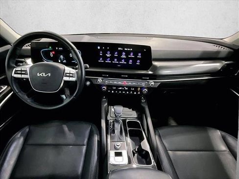 Used 2025 Kia Telluride S FWD image 16