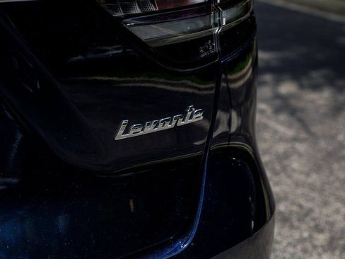 Certified 2022 Maserati Levante GT image 15