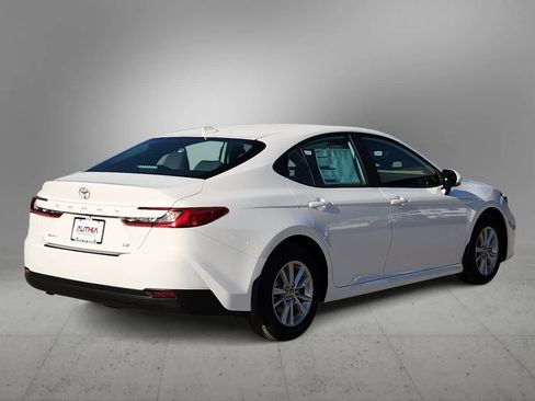 New 2026 Toyota Camry LE image 8