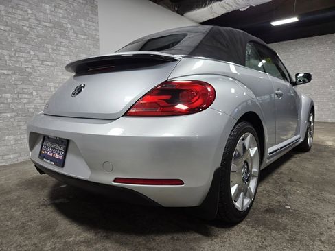 Used 2013 Volkswagen Beetle 2.5 image 34