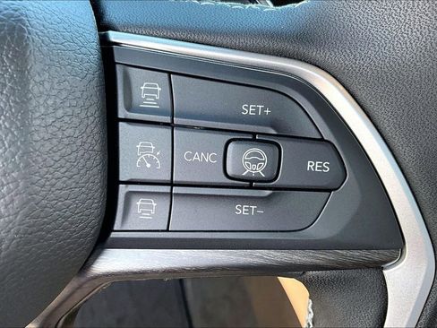 New 2026 Jeep Grand Cherokee Limited AWD/4WD image 24