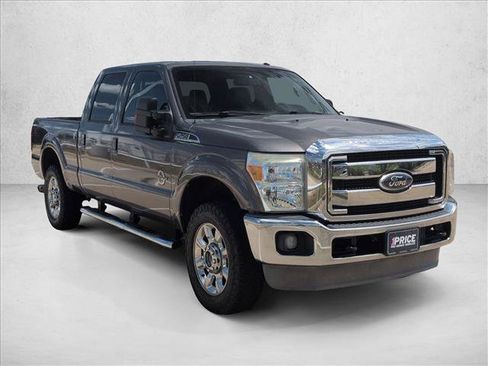 Used 2011 Ford F250 Lariat w/ Lariat Ultimate Pkg AWD/4WD image 3