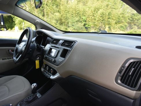 Used 2015 Kia Rio EX w/ Convenience Package FWD image 17