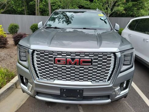 Used 2023 GMC Yukon Denali w/ Max Trailering Package AWD/4WD image 2