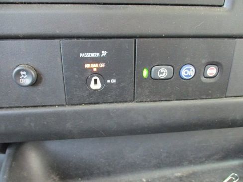 Used 2017 Chevrolet Express 3500 Extended image 20