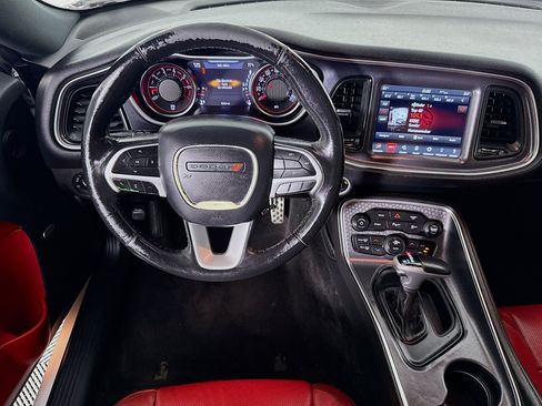 Used 2018 Dodge Challenger SXT Plus RWD image 15