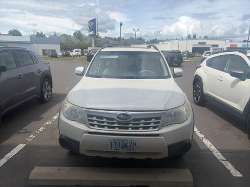 Used 2012 Subaru Forester 2.5X Premium AWD/4WD image 1