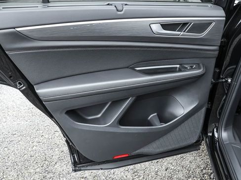 New 2026 Volkswagen Atlas Cross Sport SE image 33