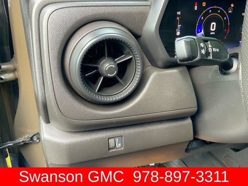 Certified 2023 Chevrolet Colorado W/T RWD image 18