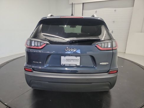 Used 2020 Jeep Cherokee Latitude Plus w/ Cold Weather Group AWD/4WD image 8