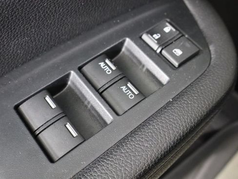 Used 2022 Honda Pilot Touring image 19