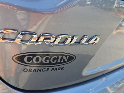 Used 2024 Toyota Corolla LE FWD image 29