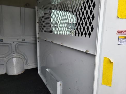 Used 2005 Chevrolet Astro image 46