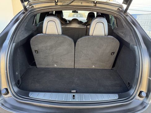 Used 2019 Tesla Model X Long Range image 27