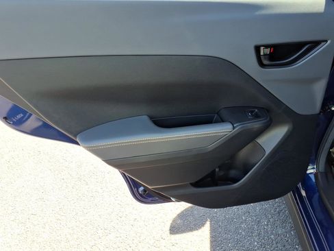 Certified 2025 Subaru Crosstrek 2.5i Sport w/ Crosstrek Mirror Package image 15