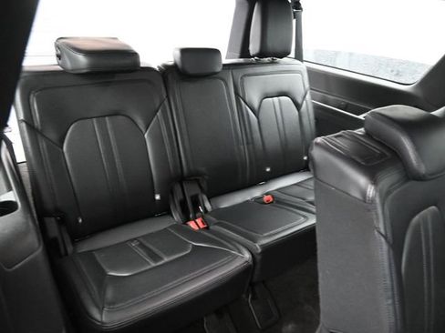 Used 2021 Ford Expedition Max Limited AWD/4WD image 11