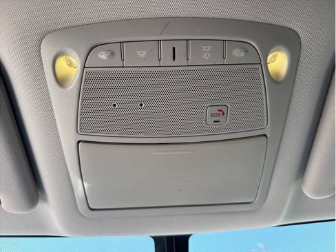 Used 2020 Nissan Pathfinder SL FWD image 37
