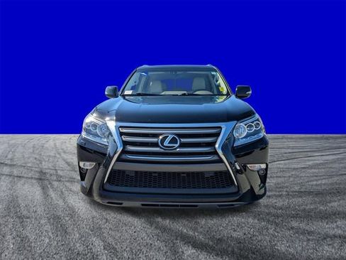 Used 2018 Lexus GX 460 Premium w/ Premium Package image 8