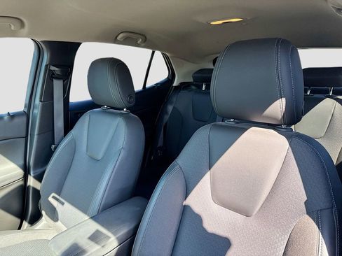 Used 2023 Buick Encore GX Select image 12