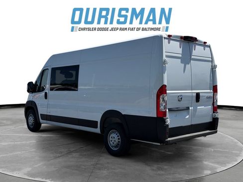 New 2026 RAM ProMaster 3500 w/ Crew Van Package FWD image 4