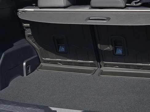 Used 2025 Subaru Crosstrek 2.5i Limited image 9