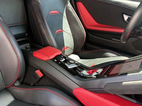 Used 2021 Lamborghini Huracan EVO RWD image 24