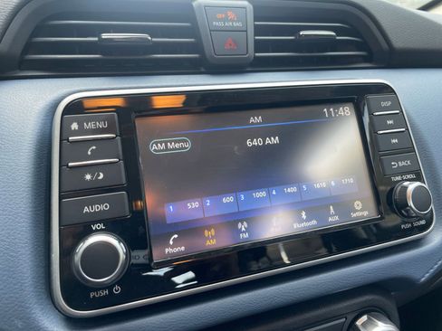 Used 2025 Nissan Versa SV image 20