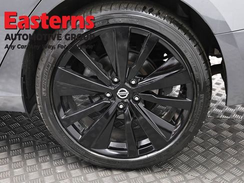 Used 2019 Nissan Altima 2.5 SR AWD/4WD image 34