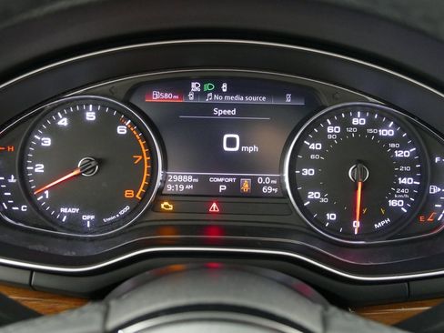 Used 2023 Audi A4 2.0T Premium w/ Convenience Package image 15