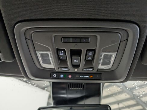 Used 2025 Chevrolet Silverado 3500 LTZ w/ LTZ Plus Package AWD/4WD image 26